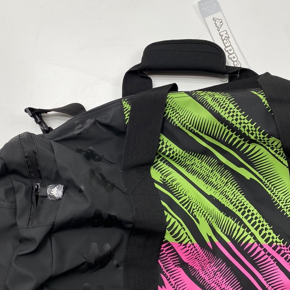 Kappa Unisex Duffel Bag Black Polyester NWT - Picture 2 of 3